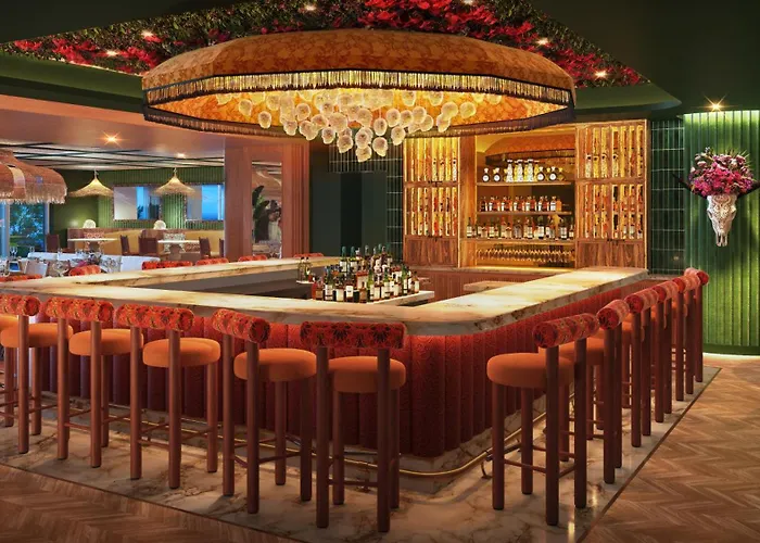 Newport Beachside Hotel & Resort